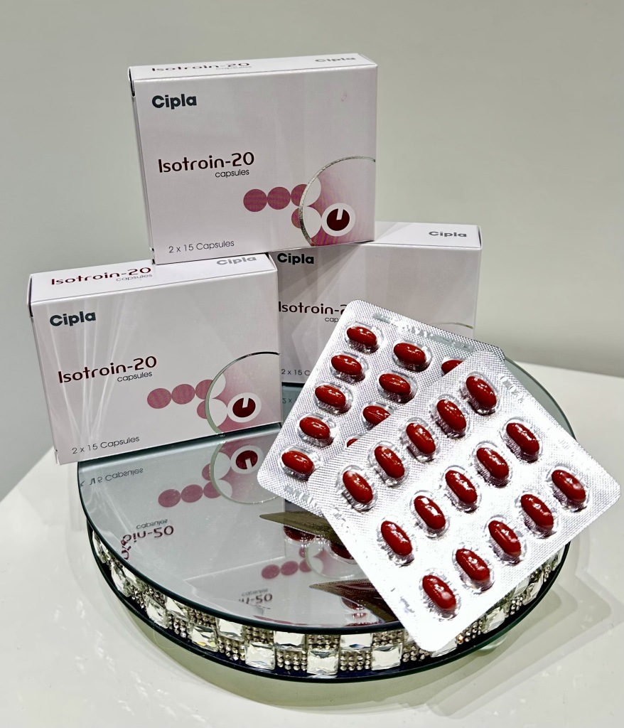 イソトレチノイン1ヶ月✨喜びのBefore/After！🐼💖