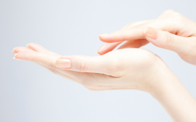 岐阜市で毛穴ケアをお考えなら遠回りしない選択を！セルフケアと美容皮膚科の違いとは｜大垣美容クリニック